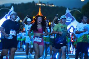 BIB: 461, 116, 101
                            <button type="button" onclick="openModal(22341646)" class="btn btn-primary btn-sm float-right btn-popup" data-toggle="modal" data-target=".modal-high-quality">
                        <i class="fas fa-shopping-cart"></i> Add to Cart
                    </button>
                                            <button type="button" onclick="isThisMe(22341646, true)" class="btn btn-success btn-sm float-right btn-popup btn-isme hidden" data-toggle="tooltip" data-placement="bottom" title="นี่คือรูปของคุณใช่ไหม คลิกที่นี่เพื่อเอาเข้าอัลบั้ม">
                        <i class="fas fa-plus"></i> Add to album
                    </button>
                    <button type="button" onclick="isThisMe(22341646, false)" class="btn btn-warning btn-sm float-right btn-popup btn-isnotme hidden">
                        <i class="fas fa-ban"></i> Remove from album
                    </button>